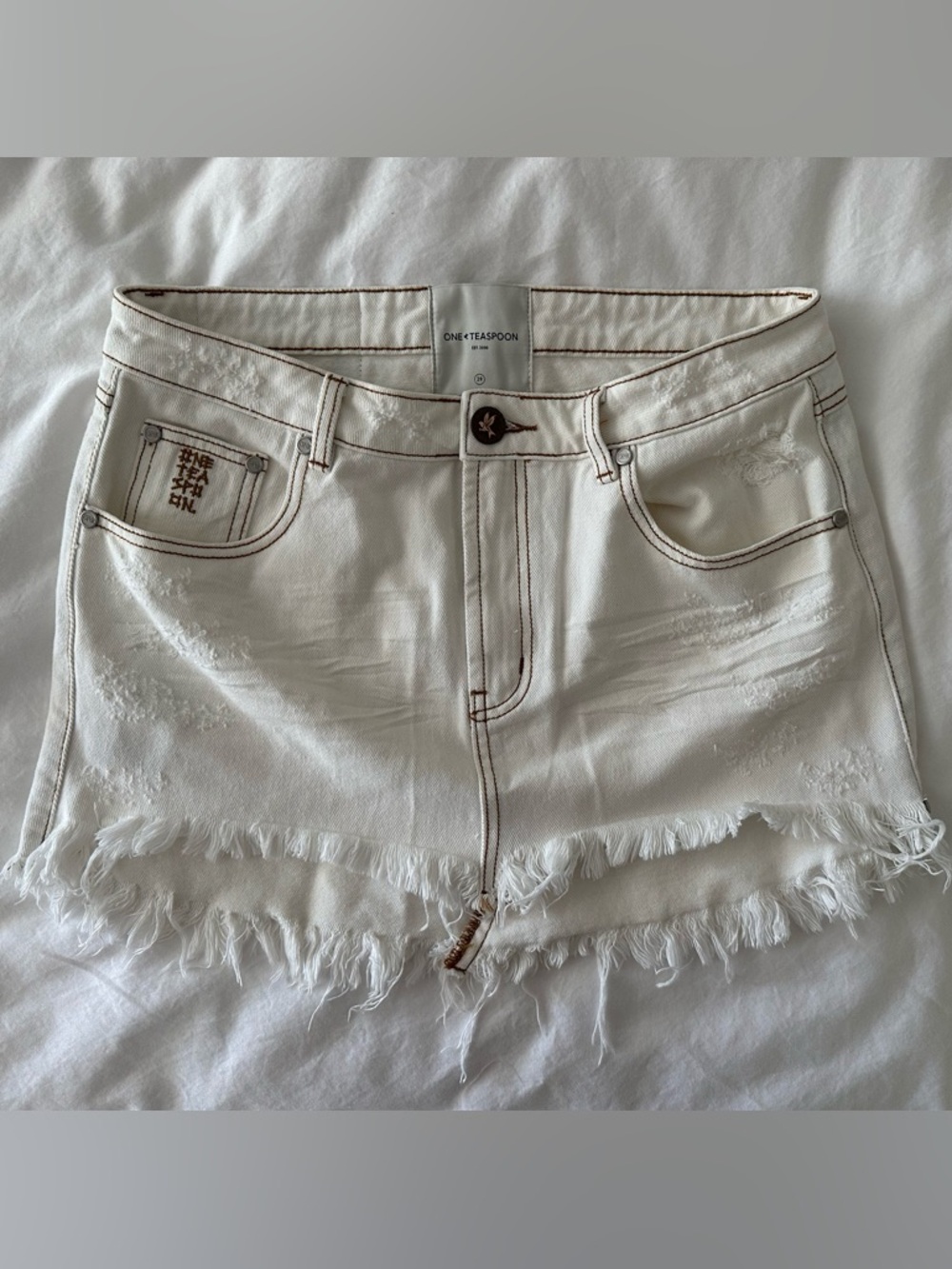 One Teaspoon Junkyard Low Waist Messed Up Mini Denim Skirt White 29